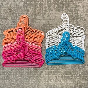 40 kidsColorful Plastic Clothing Hangers - Pink, Orange, Blue, White